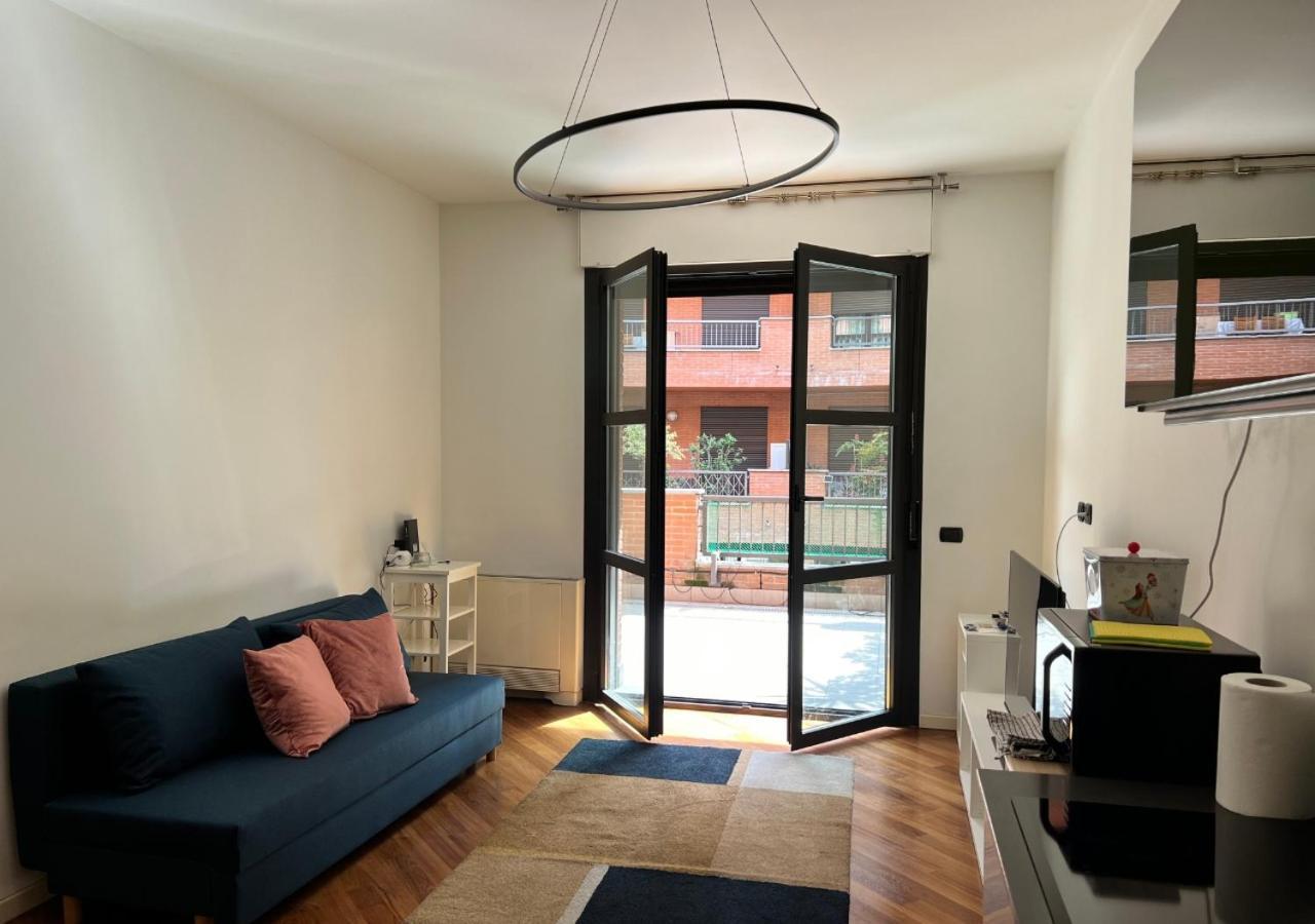 La Casa Di Charlie - Stazione Centrale Mediolan Zewnętrze zdjęcie