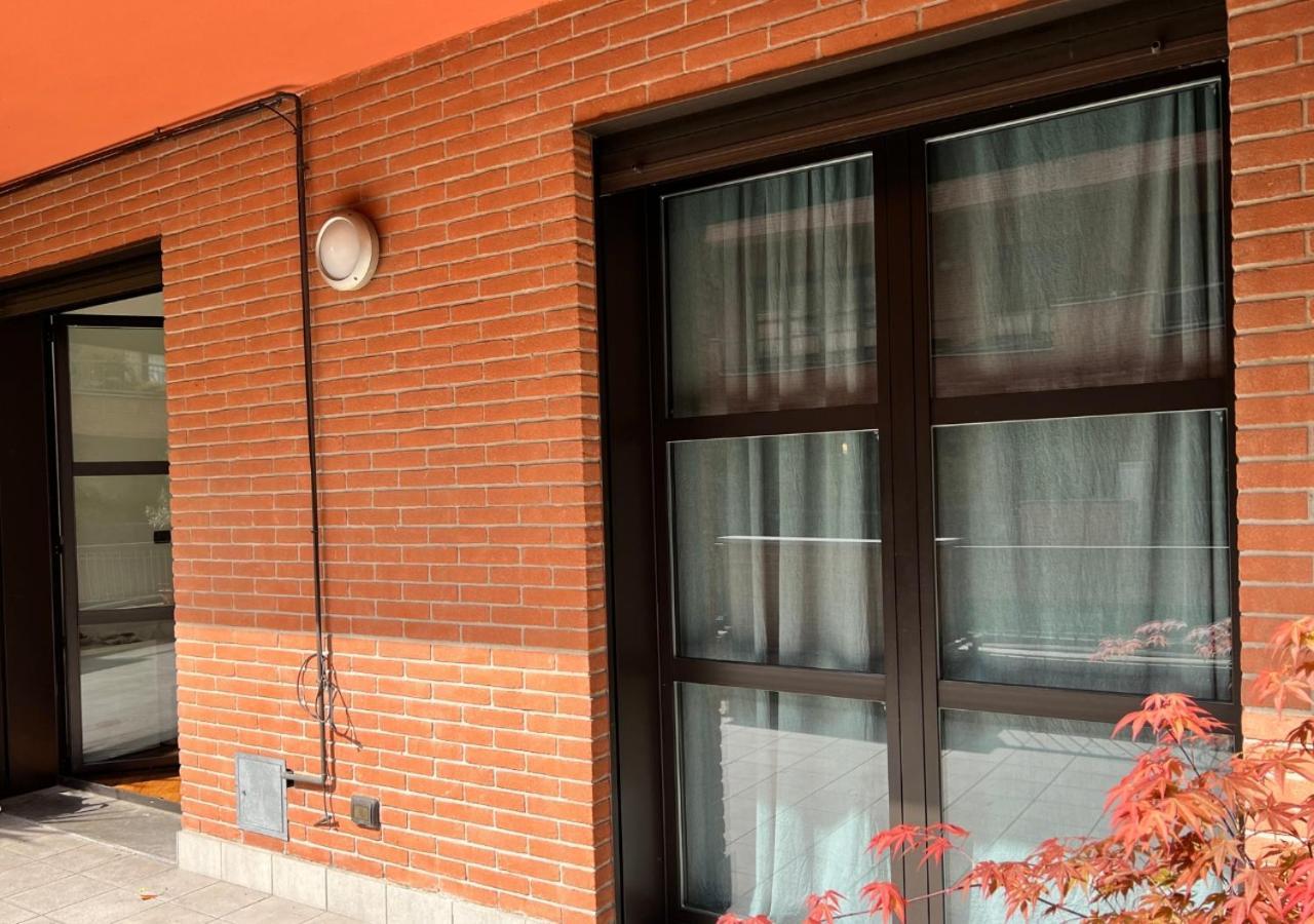 La Casa Di Charlie - Stazione Centrale Mediolan Zewnętrze zdjęcie